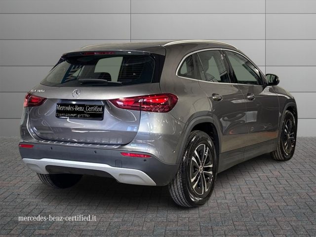 Mercedes-Benz GLA 180 d Automatic Advanced - foto 2 di 4