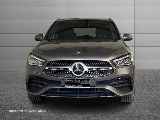 Mercedes-Benz GLA 250 e hybrid EQ Premium - foto 3 di 4