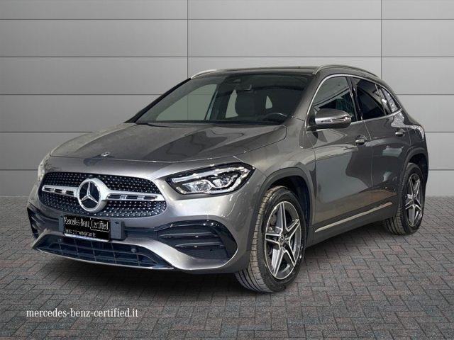 Mercedes-Benz GLA 250 e hybrid EQ Premium usato a BOLOGNA
