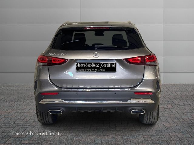 Mercedes-Benz GLA 250 e hybrid EQ Premium - foto 4 di 4