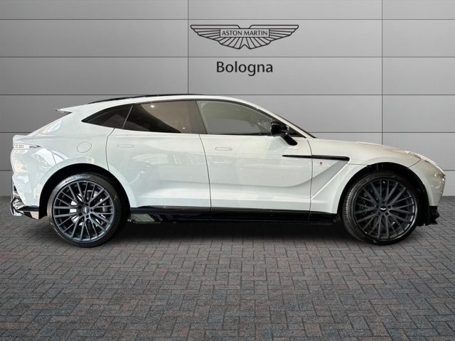 Aston Martin DBX 707 4.0 Auto - foto 2 di 4