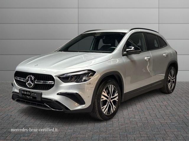 Mercedes-Benz GLA 200 d Automatic Progressive Advanced usato a BOLOGNA
