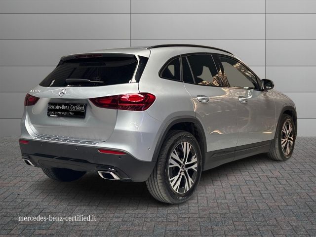 Mercedes-Benz GLA 200 d Automatic Progressive Advanced - foto 2 di 4