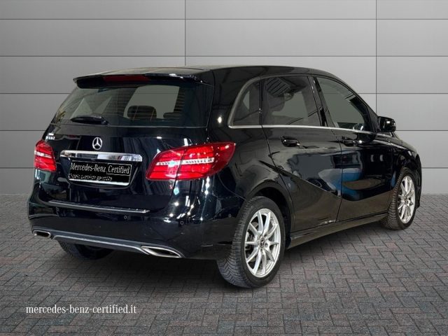 Mercedes-Benz B 180 Automatic Sport - foto 2 di 4