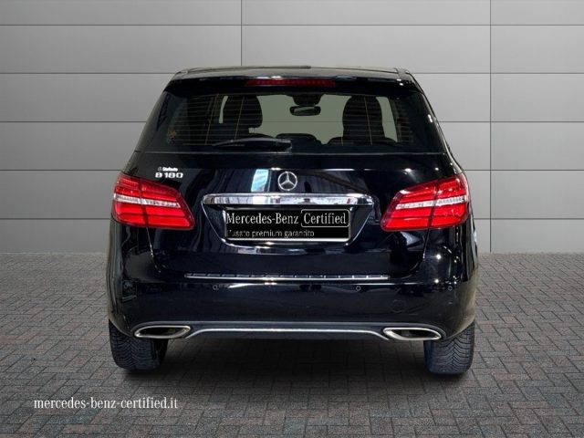 Mercedes-Benz B 180 Automatic Sport - foto 4 di 4