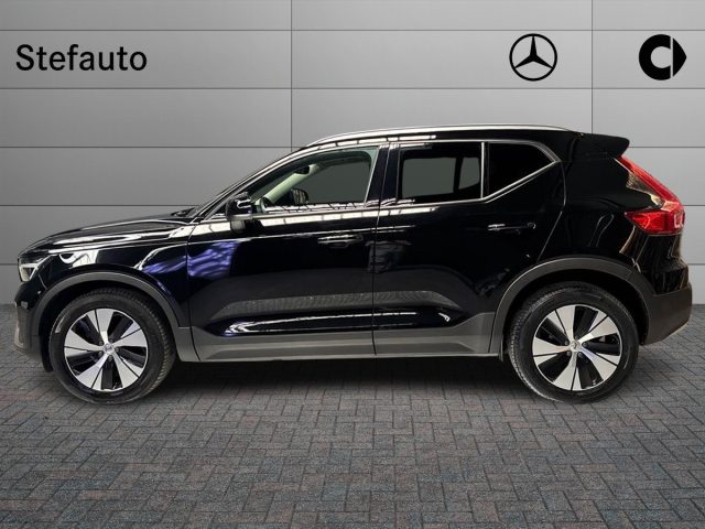 Volvo XC40 T2 Essential auto - foto 3 di 4
