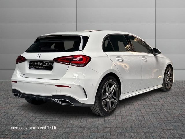 Mercedes-Benz A 180 Automatic Premium - foto 2 di 4