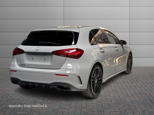 Mercedes-Benz A 200 Automatic AMG Line Advanced - foto 2 di 4