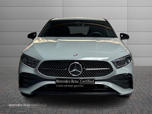 Mercedes-Benz A 200 Automatic AMG Line Advanced - foto 3 di 4