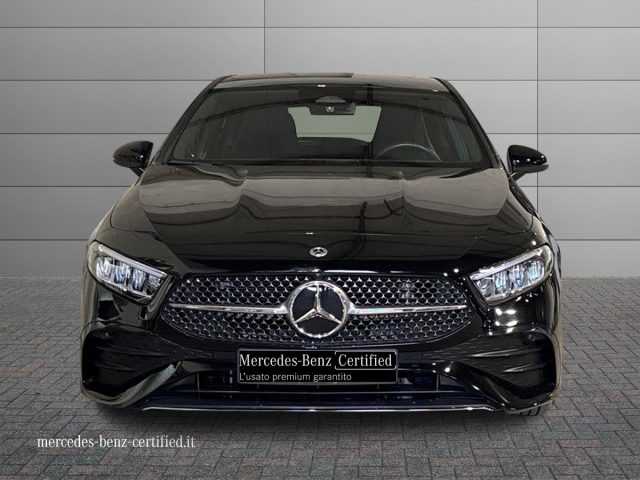 Mercedes-Benz A 180 Automatic AMG Line Advanced Plus - foto 3 di 4
