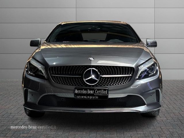 Mercedes-Benz A 180 d Automatic Sport - foto 3 di 4