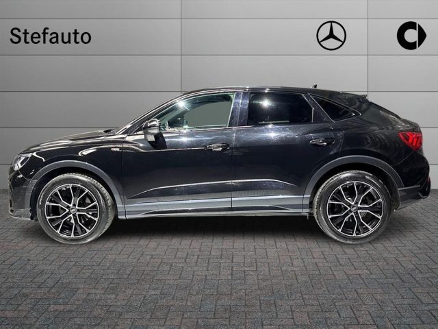 Audi Q3 SPB 35 TFSI S tronic S line edition - foto 3 di 4