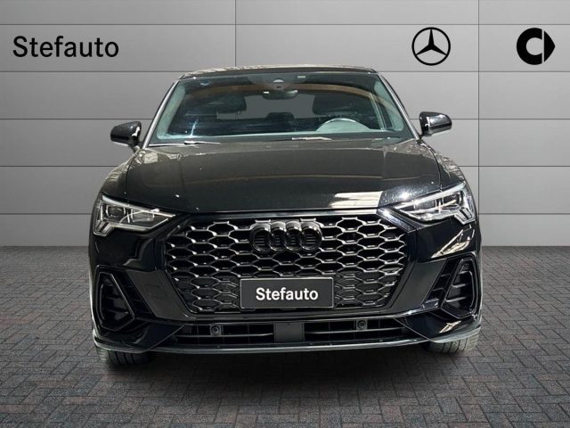 Audi Q3 SPB 35 TFSI S tronic S line edition - foto 4 di 4