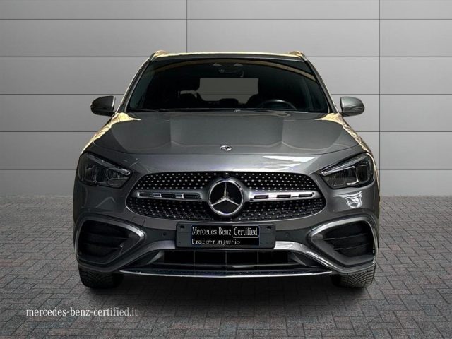 Mercedes-Benz GLA 250 e hybrid EQ AMG Line Premium - foto 3 di 4