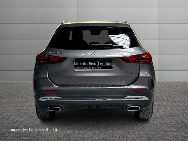 Mercedes-Benz GLA 250 e hybrid EQ AMG Line Premium - foto 4 di 4