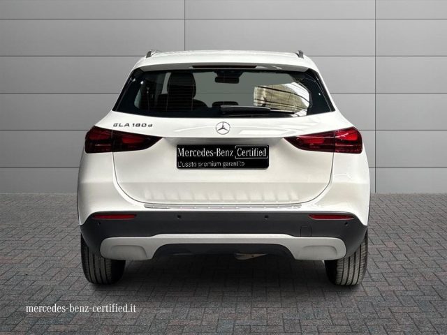 Mercedes-Benz GLA 180 d Automatic Advanced - foto 4 di 4