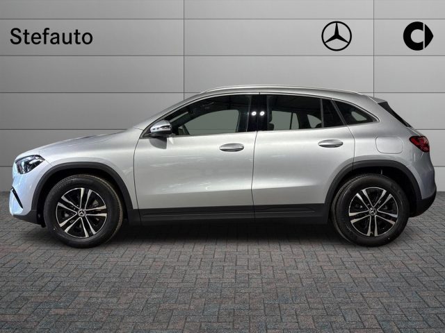 Mercedes-Benz GLA 180 d Automatic Executive - foto 3 di 4