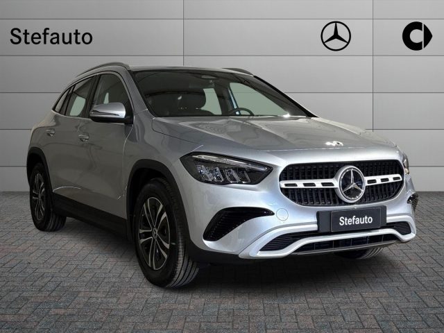 Mercedes-Benz GLA 180 d Automatic Executive nuovo a BOLOGNA
