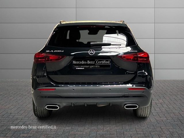 Mercedes-Benz GLA 200 d Automatic 4Matic AMG Line Premium - foto 4 di 4