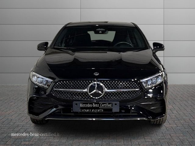 Mercedes-Benz A 250 e hybrid EQ AMG Line Advanced Plus - foto 3 di 4