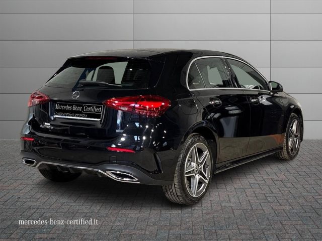 Mercedes-Benz A 250 e hybrid EQ AMG Line Advanced Plus - foto 2 di 4