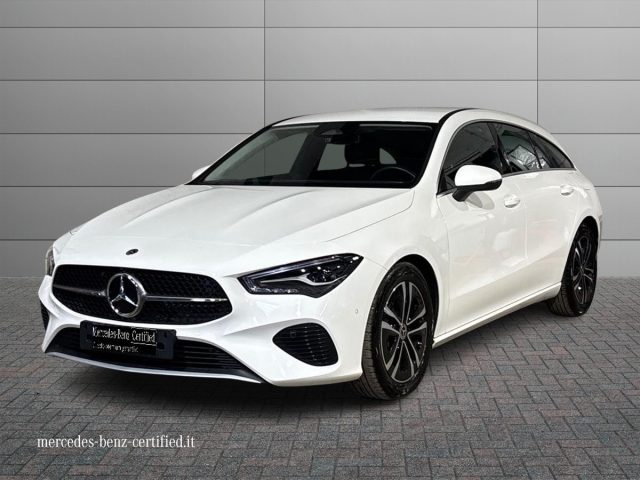 Mercedes-Benz CLA 180 d Automatic Shooting Brake Advanced usato a BOLOGNA