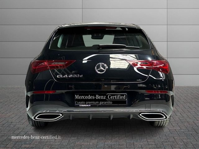 Mercedes-Benz CLA 200 d Automatic Shooting Brake AMG Line Advanced Plus - foto 4 di 4