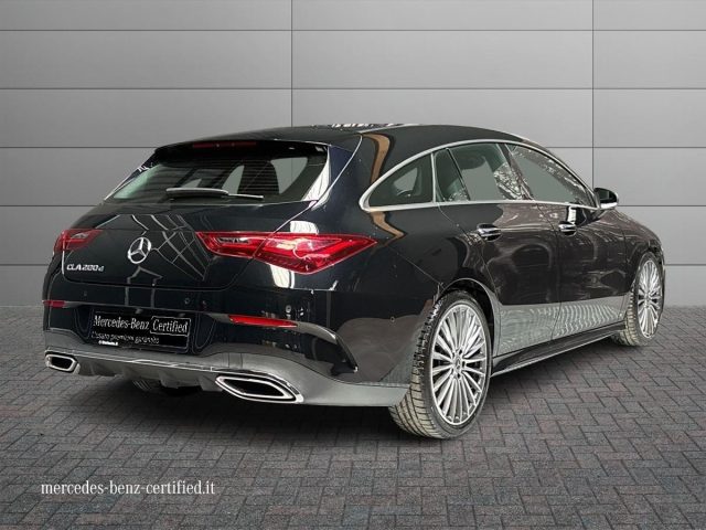 Mercedes-Benz CLA 200 d Automatic Shooting Brake AMG Line Advanced Plus - foto 2 di 4