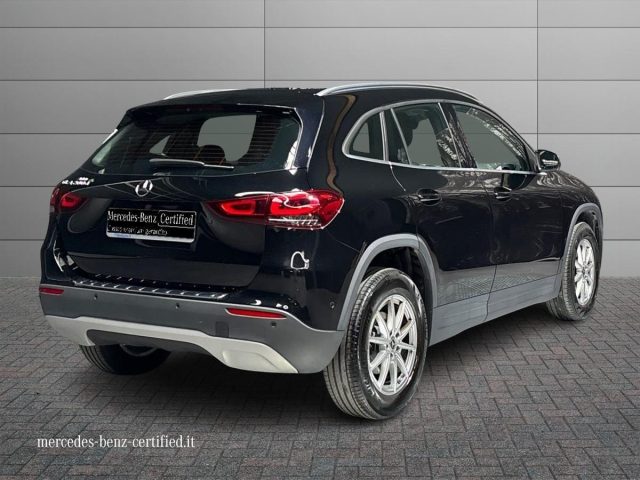 Mercedes-Benz GLA 200 d Automatic Business Extra - foto 2 di 4