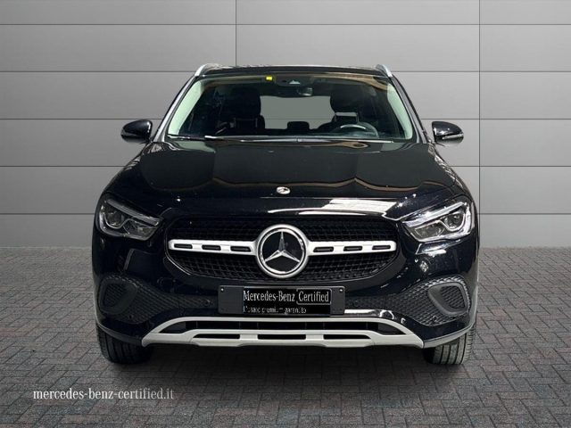Mercedes-Benz GLA 200 d Automatic Business Extra - foto 3 di 4