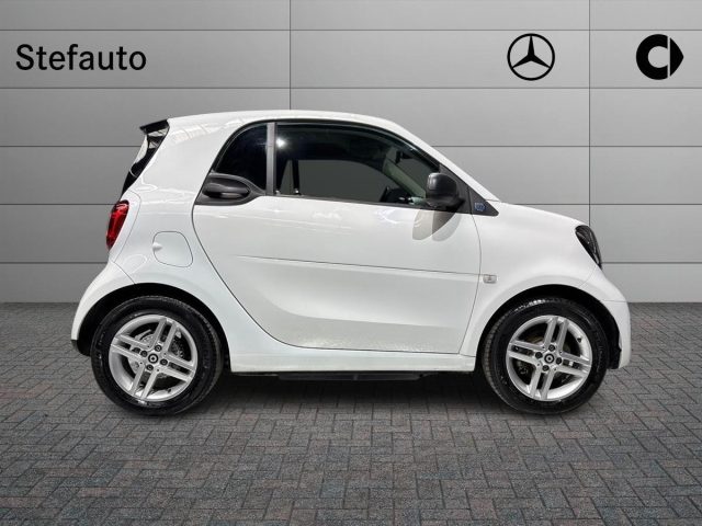 smart forTwo EQ Pure - foto 2 di 4