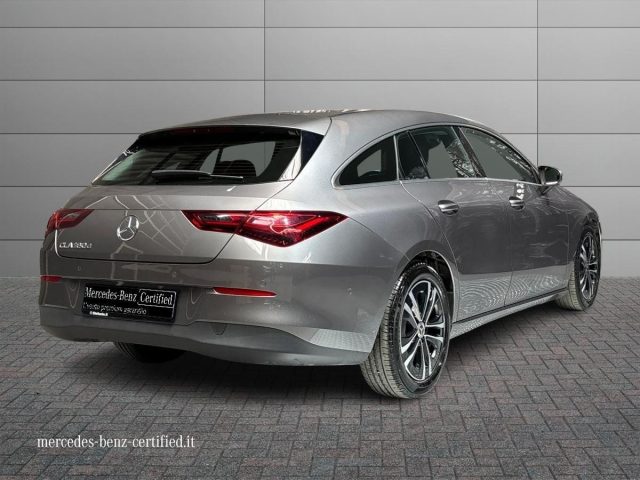 Mercedes-Benz CLA 180 d Automatic Shooting Brake Advanced - foto 2 di 4