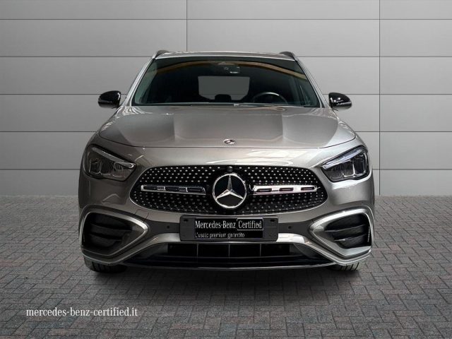 Mercedes-Benz GLA 200 d Automatic AMG Line Premium - foto 3 di 4