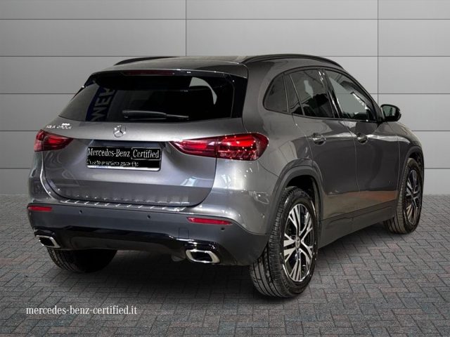 Mercedes-Benz GLA 200 d Automatic Progressive Advanced - foto 2 di 4