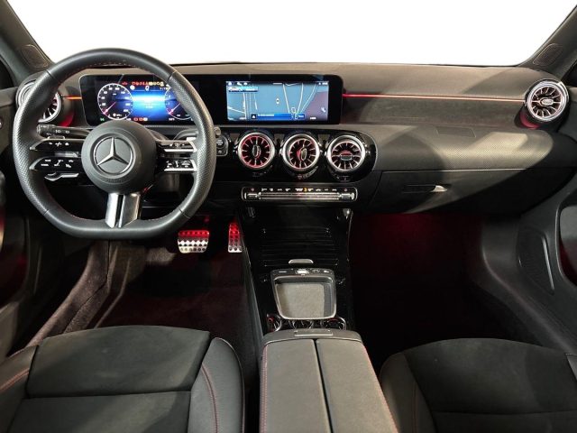 Mercedes-Benz A 180 Automatic AMG Line Advanced Plus, del 2025, 27.334 km, in vendita a Bologna (BO)