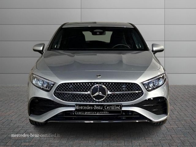 Mercedes-Benz A 180 Automatic AMG Line Advanced Plus - foto 3 di 4