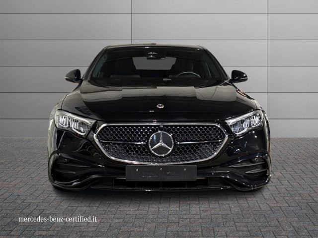 Mercedes-Benz E 220 d Mild hybrid AMG Line Advanced - foto 3 di 4
