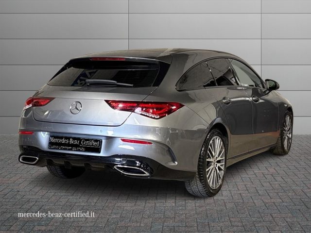 Mercedes-Benz CLA 200 d Automatic Shooting Brake Sport - foto 2 di 4