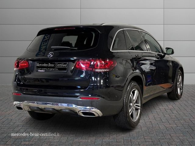 Mercedes-Benz GLC 220 d 4Matic Sport - foto 2 di 4