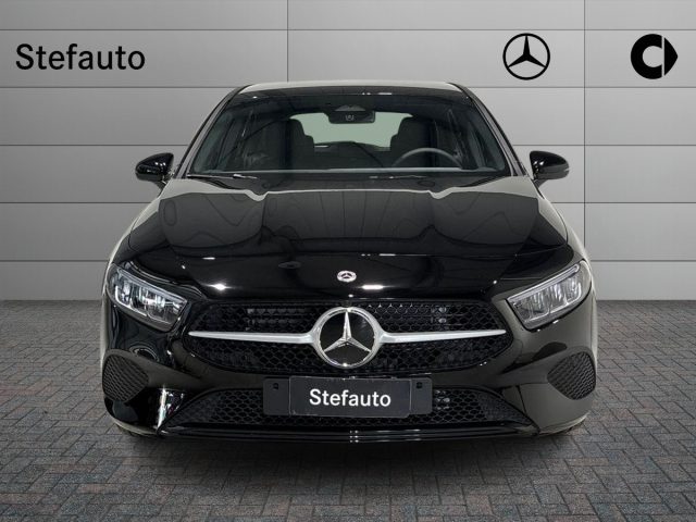 Mercedes-Benz A 180 d Automatic Advanced - foto 4 di 4