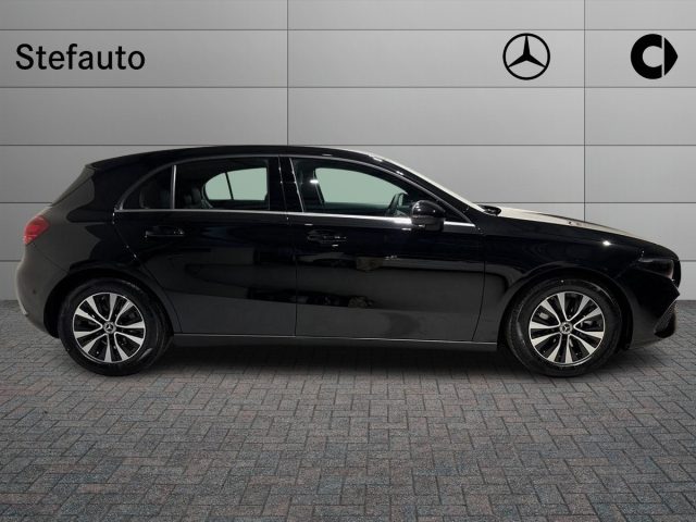 Mercedes-Benz A 180 d Automatic Advanced - foto 2 di 4