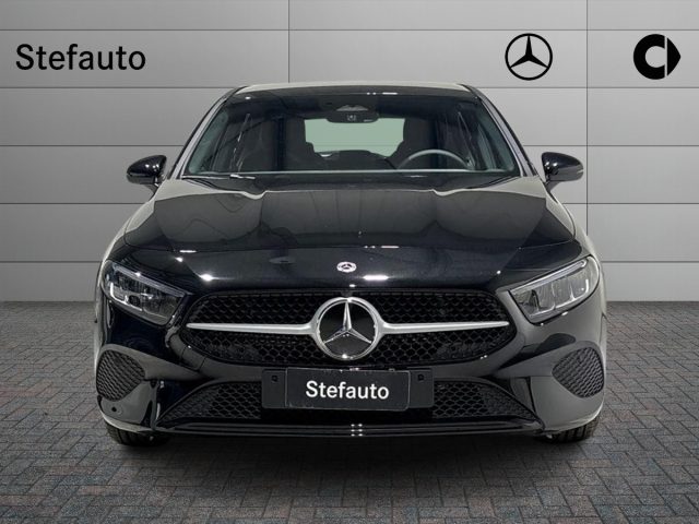 Mercedes-Benz A 180 d Automatic Advanced - foto 4 di 4