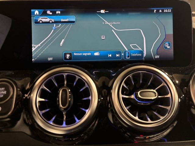 Mercedes-Benz GLA 35 AMG 4Matic AMG Line Premium nuovo a BOLOGNA