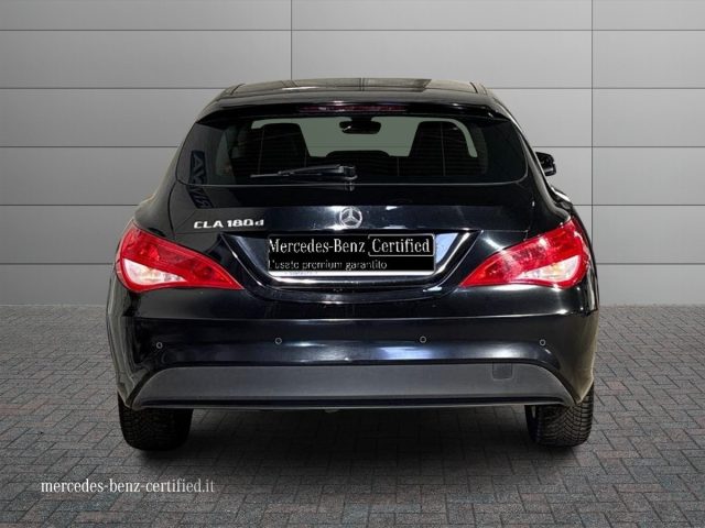 Mercedes-Benz CLA 180 d S.W. Automatic Sport - foto 4 di 4