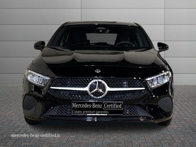 Mercedes-Benz A 180 d Automatic Advanced - foto 3 di 4