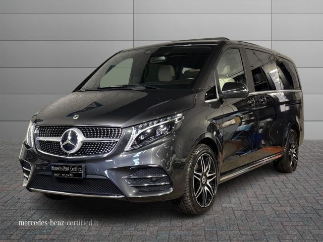 Mercedes-Benz V 300 d Automatic 4Matic Premium Long usato a BOLOGNA