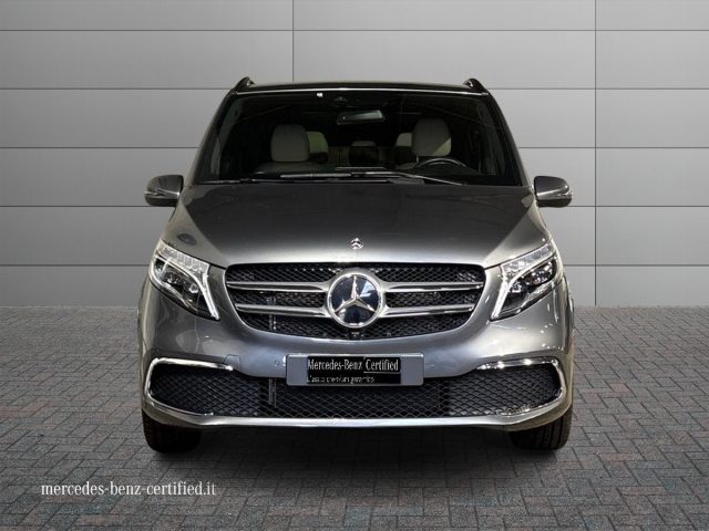 Mercedes-Benz V 300 d Automatic 4Matic Sport Long - foto 3 di 4