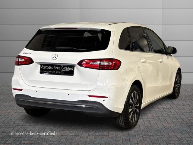 Mercedes-Benz B 180 d Automatic Sport - foto 2 di 4