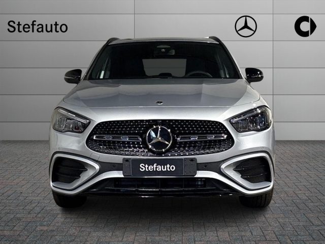 Mercedes-Benz GLA 180 d Automatic AMG Line Advanced Plus - foto 4 di 4