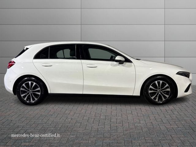 Mercedes-Benz A 180 d Automatic Advanced, del 2025, 13.525 km, in vendita a Bologna (BO)